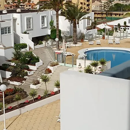 Azahara Playa Vistas - - Playa De Americas アパート